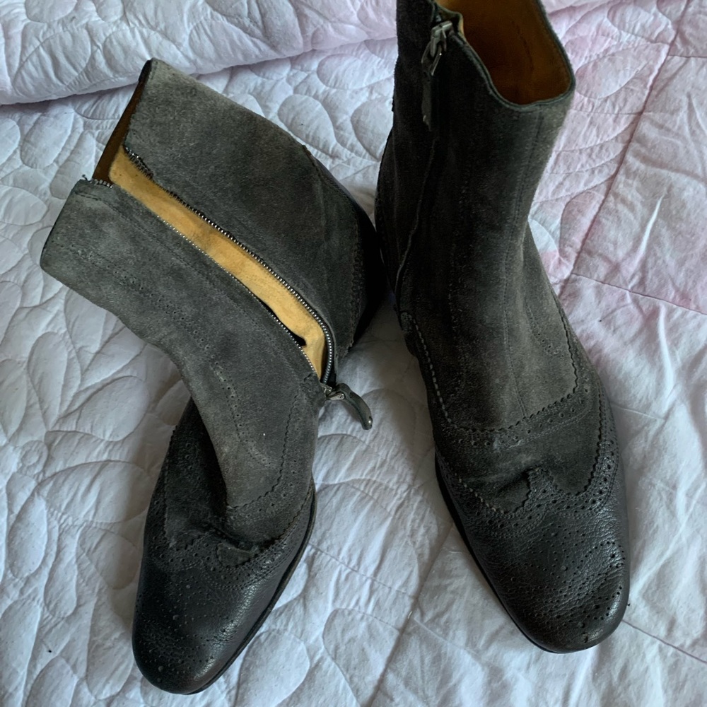 Bally boots mint condition